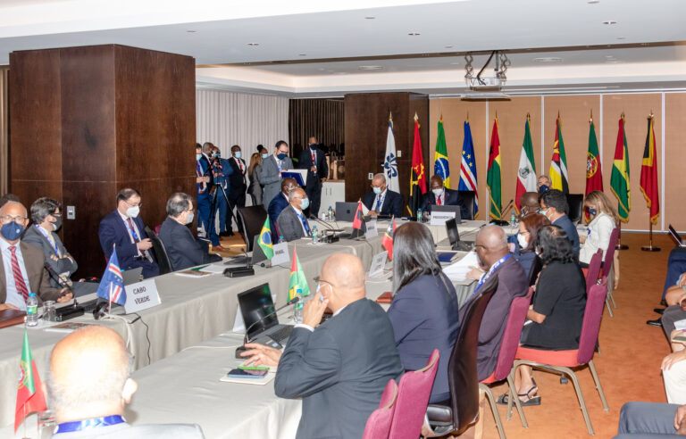 sesso-de-encerramento-xxvi-conselho-de-ministros-cplp_-25_51315520191_o