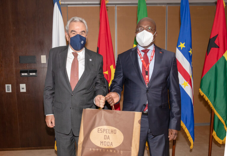 sesso-de-encerramento-xxvi-conselho-de-ministros-cplp_-30_51314781972_o