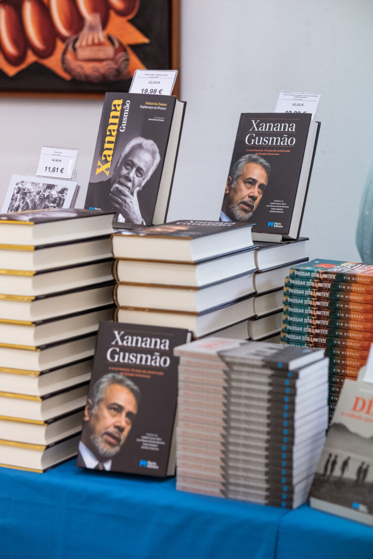 lanamento-livros-xanana-gusmo_-4_54075924150_o