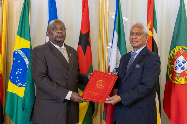 secretrio-executivo-recebe-cartas-credenciais-do-representante-permanente-de-angola-junto-da-cplp_54550777897_o