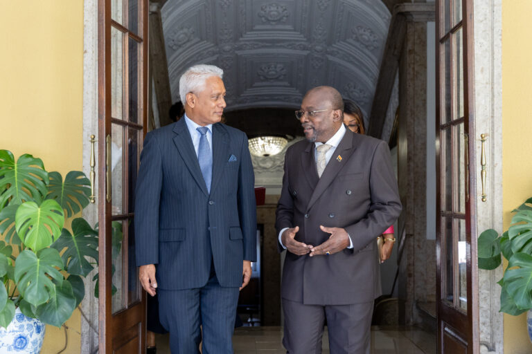 secretrio-executivo-recebe-cartas-credenciais-do-representante-permanente-de-angola-junto-da-cplp_54551654656_o