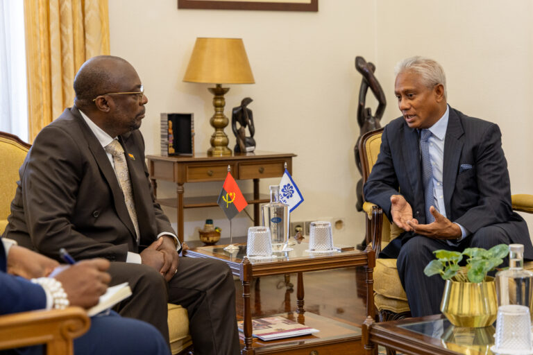 secretrio-executivo-recebe-cartas-credenciais-do-representante-permanente-de-angola-junto-da-cplp_54551834494_o