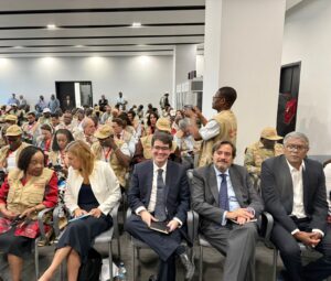 moe-cplp-na-guin-bissau-apresentou-declarao-preliminar-5_54945621537_o