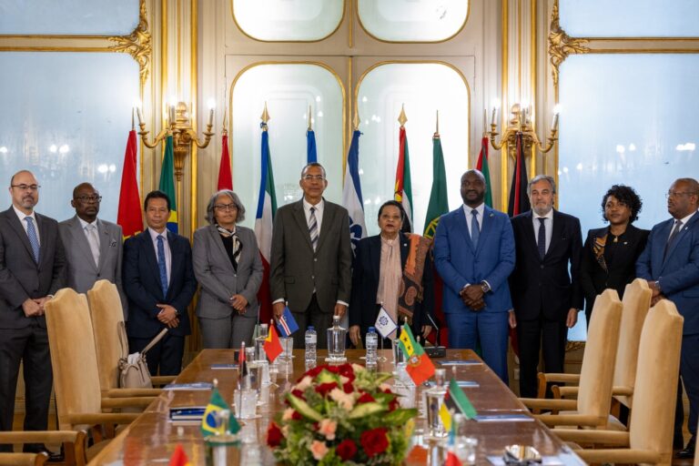 ministro-dos-negcios-estrangeiros-de-cabo-verde-visitou-sede-da-cplp_55144431613_o