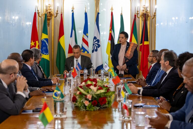 ministro-dos-negcios-estrangeiros-de-cabo-verde-visitou-sede-da-cplp_55144501599_o