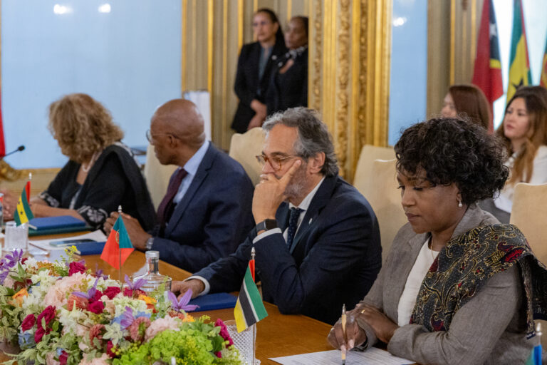 primeiro-ministro-de-cabo-verde-visita-sede-da-cplp_-13_55383061098_o