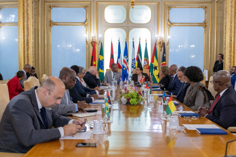 primeiro-ministro-de-cabo-verde-visita-sede-da-cplp_-16_55383109459_o