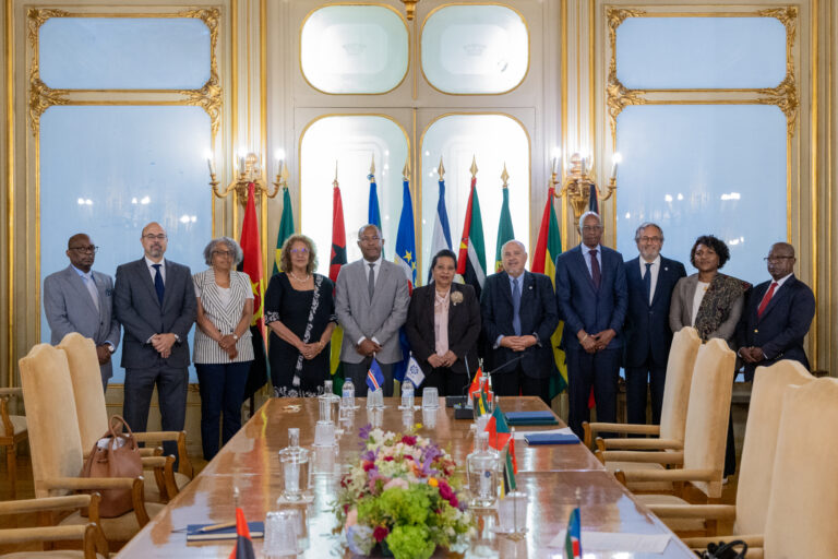 primeiro-ministro-de-cabo-verde-visita-sede-da-cplp_-22_55381994977_o