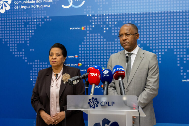 primeiro-ministro-de-cabo-verde-visita-sede-da-cplp_-23_55381994987_o