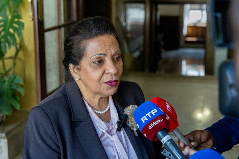 primeiro-ministro-de-cabo-verde-visita-sede-da-cplp_-32_55381995297_o