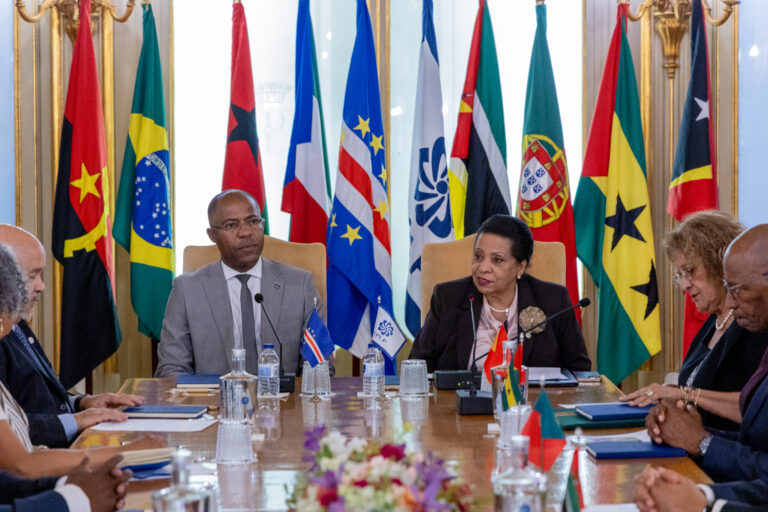 primeiro-ministro-de-cabo-verde-visita-sede-da-cplp_-8_55383334675_o